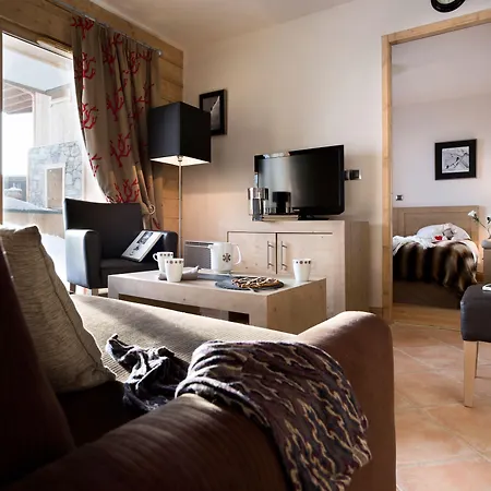 Aparthotel Cgh Résidences&spas Le Cristal De 5*
